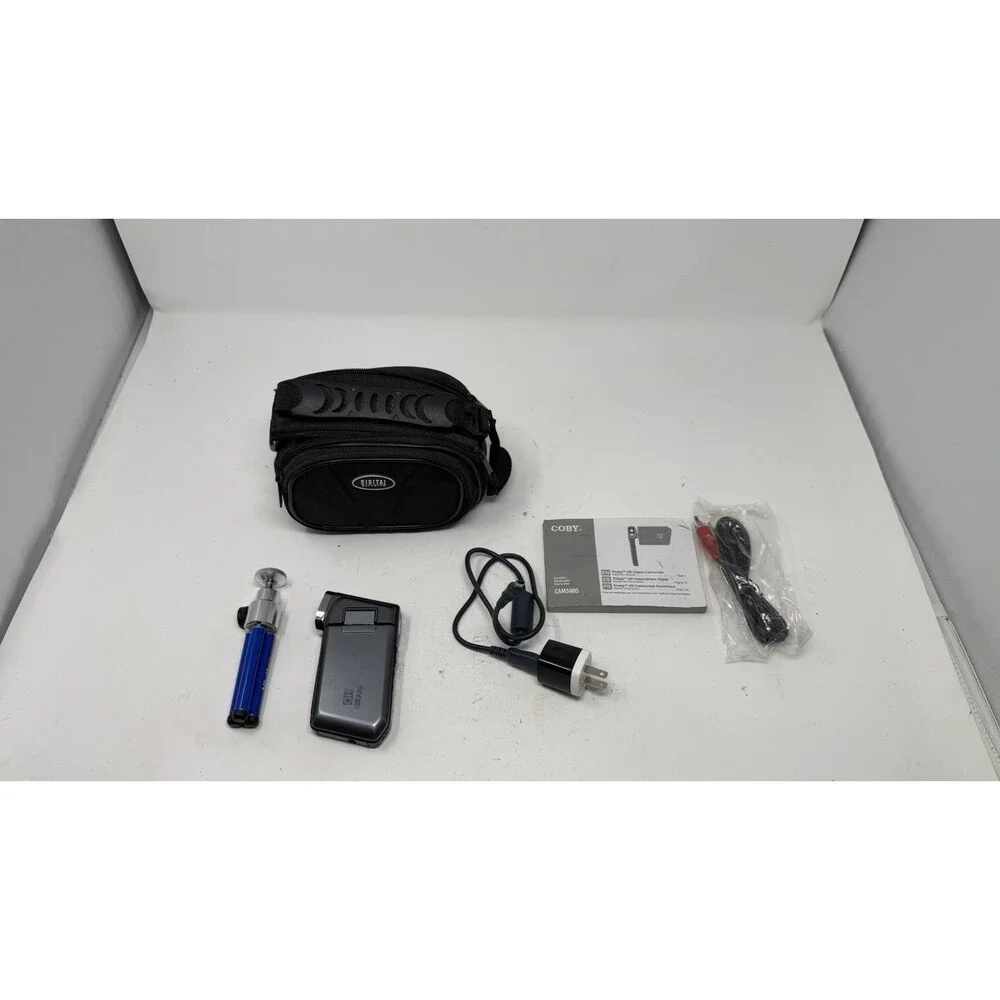 Coby Snapp Camcorder CAM5005 5MP With Case